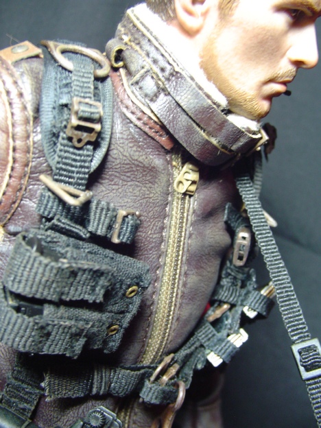 John Connor  Hot Toys review 10